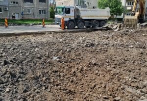 Primăria amenajează locuri de parcare în zona Lipovei