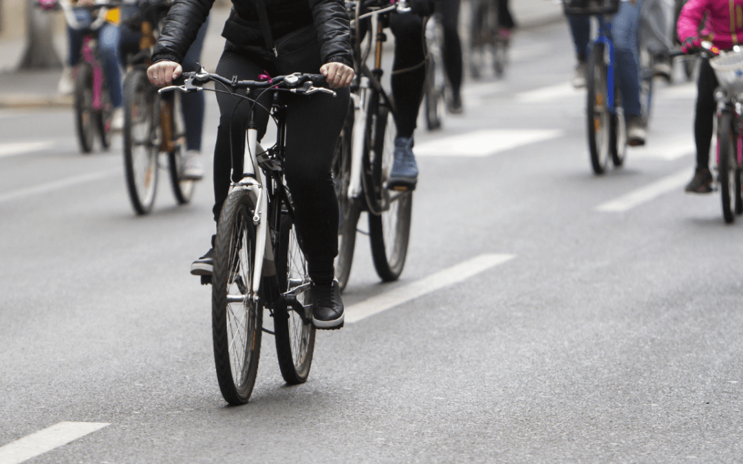 Bicicliștii din Timișoara ies în stradă și cer infrastructură sigură