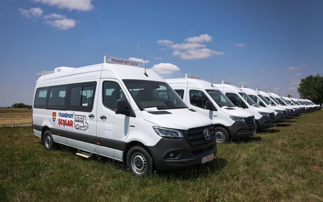 Transport școlar modern pentru elevii din județ