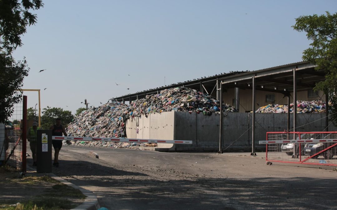 Ruben Lațcău cere remedierea situației de la stația de sortare a deșeurilor